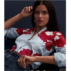 Lace appliqué dress shirt.